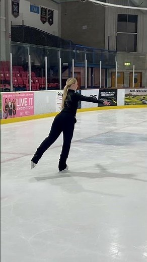Ice skating tutorial ⛸️ Forward outside 3 turn back crossover