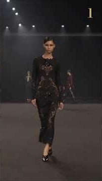 19 MODELS?! 😱 ELIE SAAB FW 2026: The Most BREATHTAKING Fairytale Runway! ✨👗💎