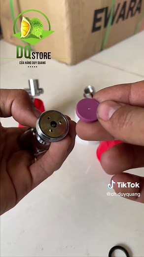 Khám Phá Béc Xịt Thuốc Đồng Tiền Sứ Kiyasuko