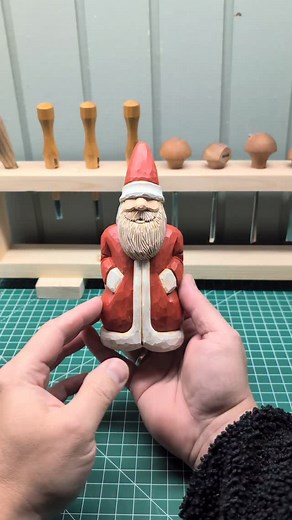 Meet the charming Old World Santa hand-carved, full of character, and carrying that timeless holiday magic. I love the rustic texture and sweet simplicity of this piece… it feels like a little slice of Christmas tradition carved in wood. #whittling #wood #handmade | Noisecarving