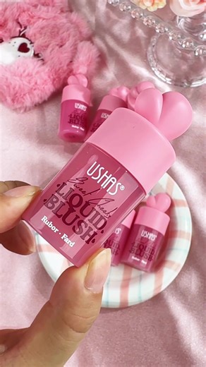 It’s ideal for achieving a soft and luminous finish❤️✨ Thanks to its formula, u can keep it applied intact for much longer #ushascosmetics #ushasmakeup #ushas #blush #blushhack
