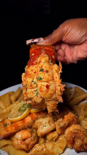 Velvet Room | Velvet Room| 63 Sutter Ave| Brooklyn, NY • • • #brooklyn #nycrestaurants #nyceats #nycfood #brooklynrestaurant #nycbar #nyclounge... | Instagram