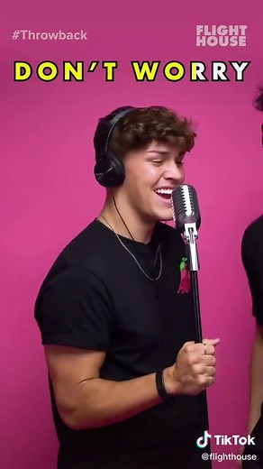 Noah Beck & Blake Gray Funny One Direction Dance Video