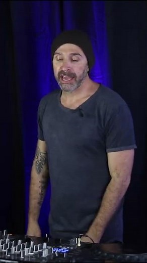 Learn to Beatmatch on CDJS in 30 seconds!