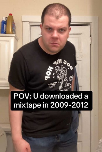 POV: Downloading a 2009–2012 Trap Mixtape on Limewire