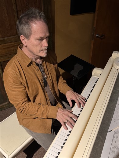 I'm part of the "Circle" All Star Band, Sunday night at The Egyptian Theatre ~ and I'll have a song of my own to sing too... what I know, is that this show is going to be amazing. Sunday, 11/23 * show at 6pm Plus, check out this lineup: This year’s special guest artists include: DAN COSTELLO · BROOK FAULK · BUDDY DEVORE · CATHERINE MERRICK CHAD SUMMERVILL · EMILY TIPTON · ANDREW CHAPPELL DEBORAH DAY · DAVE NUDO · KATIE GARONZIK · LETA HARRIS NEUSTAEDTER VASHTI SUMMERVILL · ANDY BYRON (your host)