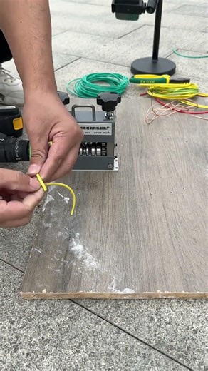 Small household wire stripper #wirestripper #hardwaretools