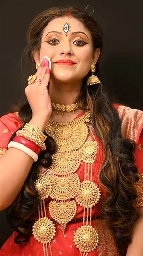 উল্টো দূর্গা | Durga Makeup | Chuna Sake Koi Mujhe | Bong Girl Monti #makeup #durgamakeup #song