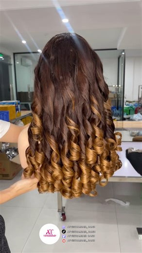 danh on Instagram: "✔ 100% NATURAL VIETNAM HAIR ✔ Luxury quality, guarantees and the lowest price on the market ✔ Strong and silky ✔ No synthetics ✔ No chemicals ✔ No tangle insta: https://www.instagram.com/atvietnamhair_danh/ facebook : https://www.facebook.com/profile.php?id=61572729070205... youtube : https://www.youtube.com/@ATvietnamhair_Danh -— CONTACT ME RIGHT NOW-— ☎️☎️Whatsapp: +84833318683- Ms.Danh 🚗 Shipping terms: UPS, EMS, DHL ... 💲 Payment terms: Bank transfer, Western Union, Pay