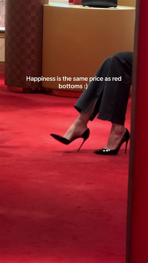 iconic 😻😻 #louboutin #heels | Red Bottom Heels