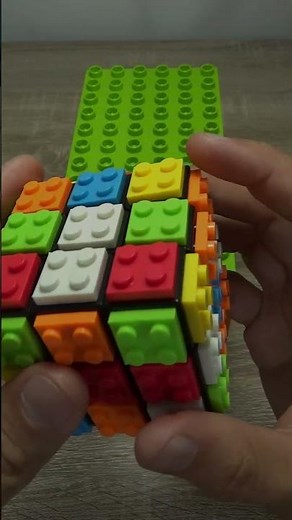 Rubik's Cube in a LEGO BOX