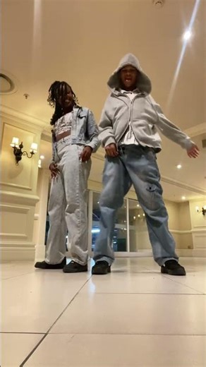 Tobetsa 🫵🏽🫵🏽Wena #barcardi #amapiano #viral #trending