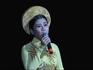 Vietnamese Lullaby performed A -Cappella at the Saigon Opera House - Linh Huyen.