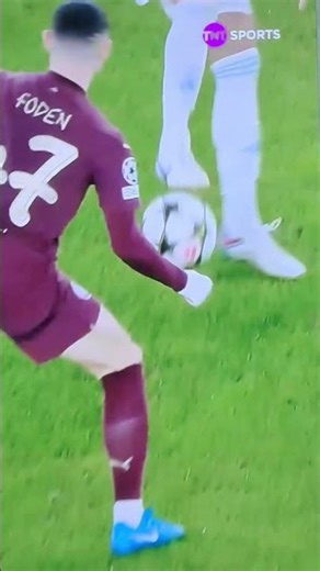 #Caneta humilhante que o #Foden levou na #Champions ⚽️🔥 #Shorts #Futebol #TNTSports