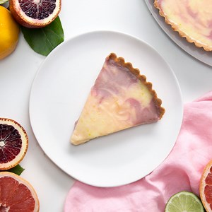 Make your next dinner party even more marble-ous with this stunning citrus tart! | Sugar Fix