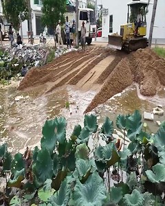 49K views · 704 reactions | Watch Out! Garbage Drop-Off Begins as Truck Crashes Into 5-Ton Tipper – Compilation Video | Excavator Bulldozer | Facebook