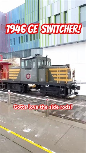 Running Vintage 1946 GE Switcher! #trains #railwaycontent #railfanning #trainspotting #railway