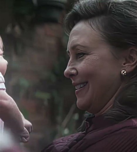 Purest moment in horror movie history... 😭💍#theconjuring