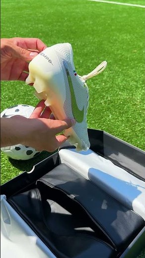 Unboxing the Nike Tiempo Legend X Luxe. Made in Italy 🇮🇹