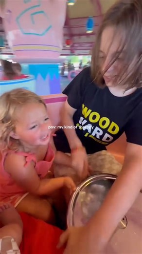 🌞 Smiles, sunshine, and family memories — all just minutes from the magic! 💫 At Vacation Village at Parkway, you’re only 10 minutes from Walt Disney World®, making it the perfect family getaway spot. Whether you’re splashing in the pools or heading out for a day at the theme parks, there’s something here for everyone to enjoy. 💙 👉 Plan your next stay today: https://bit.ly/4ktueri #vacationvillage #orlando #DisneyVibes #StayCloseToTheMagic #vacatia | Vacation Village Resorts
