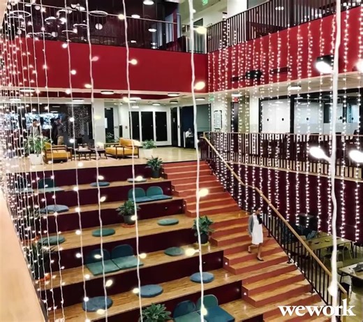 We design offices in smarter ways, so businesses of all sizes can find space to meet their needs. Book a tour in Los Angeles today. | WeWork