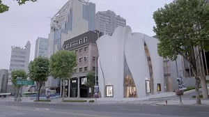 Take an exclusive look inside Dior’s brand new flagship boutique in Seoul, South Korea, the ‘House of Dior.’ Interiors designed by Peter Marino and architecture by Christian de Portzamparc. More information on.diormag.com/architecture. | Dior