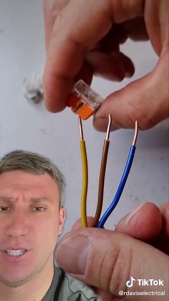 Understanding How Wagos Work in Electrical Connections