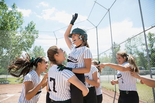 Why Are High School Sports Important? 10 Benefits for Teens | LoveToKnow