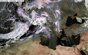 Another frontal system is grazing into the Mediterranean and central Europe today, bringing more rain and Saharan dust on Monday, including storms and heavy rain. Source: MeteoLab.si | SWE severe-weather.eu