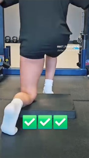 Looking for some basic exercises to get your New Year rolling right? Let's talk about lunges and split squats. A. They're fantastic. B. They can be very difficult. So here's how to get the most out of them without all the dilly-dallying of trying to balance on a tight rope. Widen your base just a bit. That's it. Just a little bit. Stability > unsteady. Now get busy, cuz nothing works unless you do. #forgedstrength #siouxfalls #southdakota | Matt Dolan