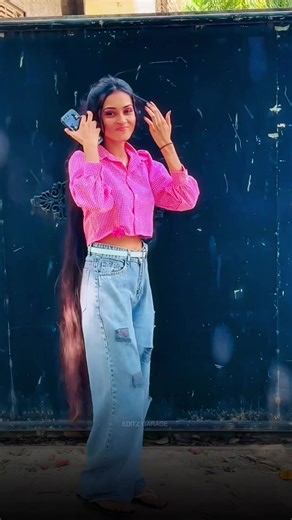 #CapCut ඈත පියබා ඔබ තැනූ ප්‍රේමෙන් විඩා වෙලා නැවත ආවොත් මා වෙතට හැමදේ හැර දමා පහුගිය අපේ අතීතේ සැනකිම් වලදමා .... This song 🥺🌹i feel it #fyyyyyyyyyyyyyyyy #onemillionaudition #foryoupageシ @S H A N A 🇰🇷