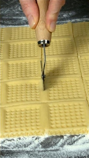 Easy 10-Minute Vanilla Butter Cookies Recipe | Quick & Delicious Snack!🍪