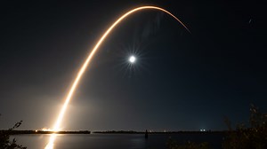 SpaceX launches 36th Starlink mission from Kennedy Space Center in Florida