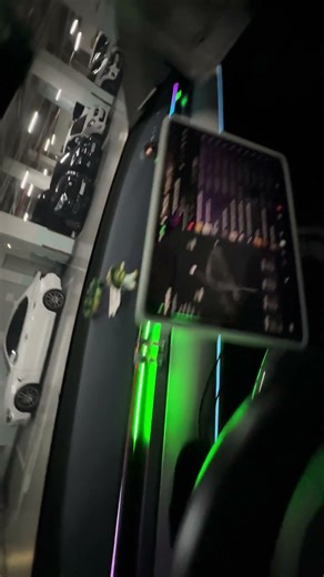 S3XY Strip Charing Led Show