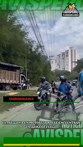 🟥 ÚLTIMA HORA: Accidente cerca a Mac Pollo terminó en amenaza con arma de fuego Hace pocos minutos se registró un accidente de tránsito cerca a Mac Pollo, en la vía Floridablanca – Piedecuesta, donde un vehículo tipo turbo habría golpeado a un motociclista. Según versiones preliminares, mientras se presentaba el reclamo entre los involucrados, otro sujeto llegó al lugar y presuntamente, al parecer, conocía al conductor del vehículo turbo. En medio de la situación, este hombre habría sacado un a
