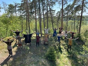 Ronja Ryövärintytär - Heimolaulu (musiikkivideo)