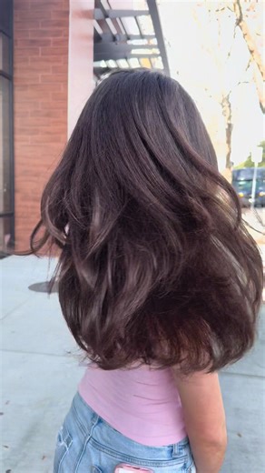 Butterfly Haircut Tutorial: Soft Layers & Face Framing