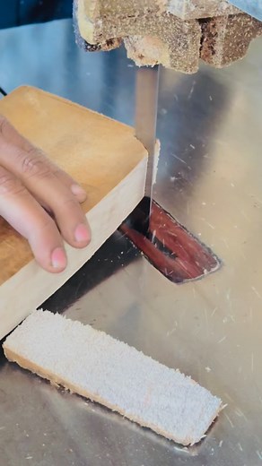 9.8K views · 240 reactions | Player Edition Fully customised cricket Bats ❤️ #cricket #reels #instagram #tapeball #pakistancriket #cricketer #instagood | F Plus | Facebook