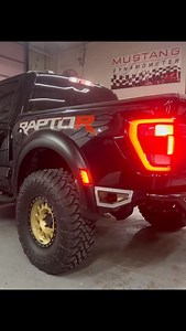 Custom Setup🔥 By: @brownsperformancefab 🛻: @raptors_and_racecars #supercharged #fordraptor #raptorworld | raptor.world