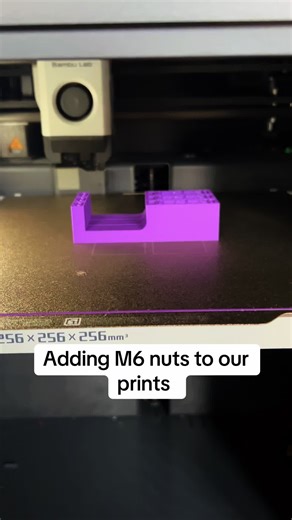 Integrating M6 Nuts in 3D Prints