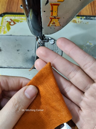 Sharp, clean pointed corners made easy with this quick sewing tip! 🧶🧵 #SewingTips #PointedCorners #SewingHack #TailoringTips #DIYSewing