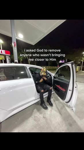 Larry B Scott Actor Reflects on Finding Peace through Loss of Friends