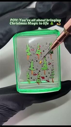 To bring all the festive colors into your stamped designs, reverse stamping is your best friend! 🎄✨