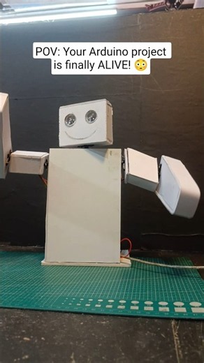 Title: Arduino Robot That Actually MOVES! 🤖 #Shorts