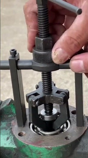 How to Use Bearing Puller