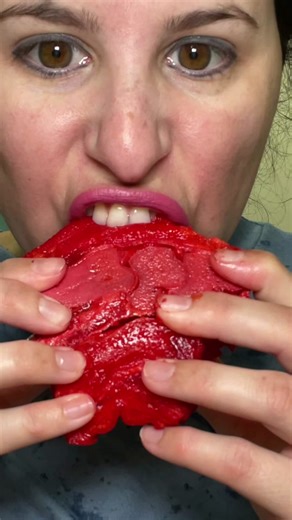 Let’s try #pickled #pigs #feet together 😭🐖🐷🐽 #pigsoftiktok #pickledpigfeet #fyp #foryoupage #foryou #fypシ #xyzcba #fy #glitterforever17 #glittercritters #glitterclitters #tiktok #funny #Viral #Trending #YouTuber