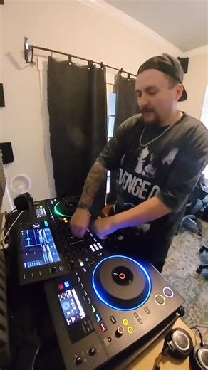 Brondo on Instagram: "I BRING SEXY BACK! Justin Timberlake - Sexy Back (Wodd Remix) x Marshmello & INFEKT - Loaded (Goon Remix)"