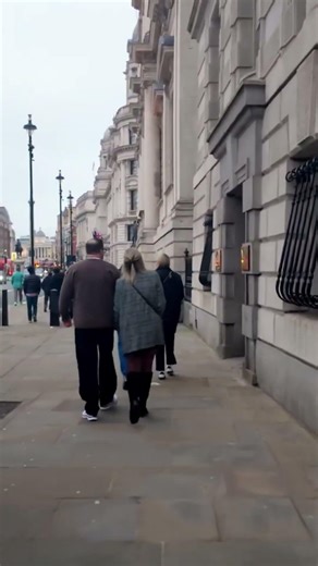 Central London Sounds | ASMR Street Walk