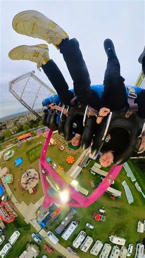 2.4M views · 29K reactions | ALL ABOARD AIRMAXX  Honestly nothing can ever prepare me for a ride on Airmaxx, I still find it the most intense travelling ride in the UK! Would you brave a ride on Airmaxx? Breaking trails. did with me  You can can find Airmaxx at Funderworld Theme Park, Bristol! Checkout their page for opening dates & times! #funfair #insta360 #ThemePark #carnival | Themepark_madness | Facebook