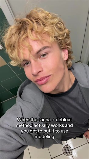 Oli Steinmetz (@olisteinmetzfit)’s video of lemme debloat before and after